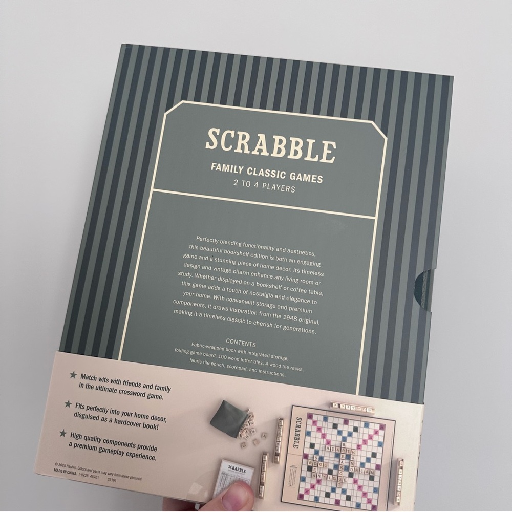 Scrabble Hearth & Home Classic bookshelf NWT - Picture 4 of 5